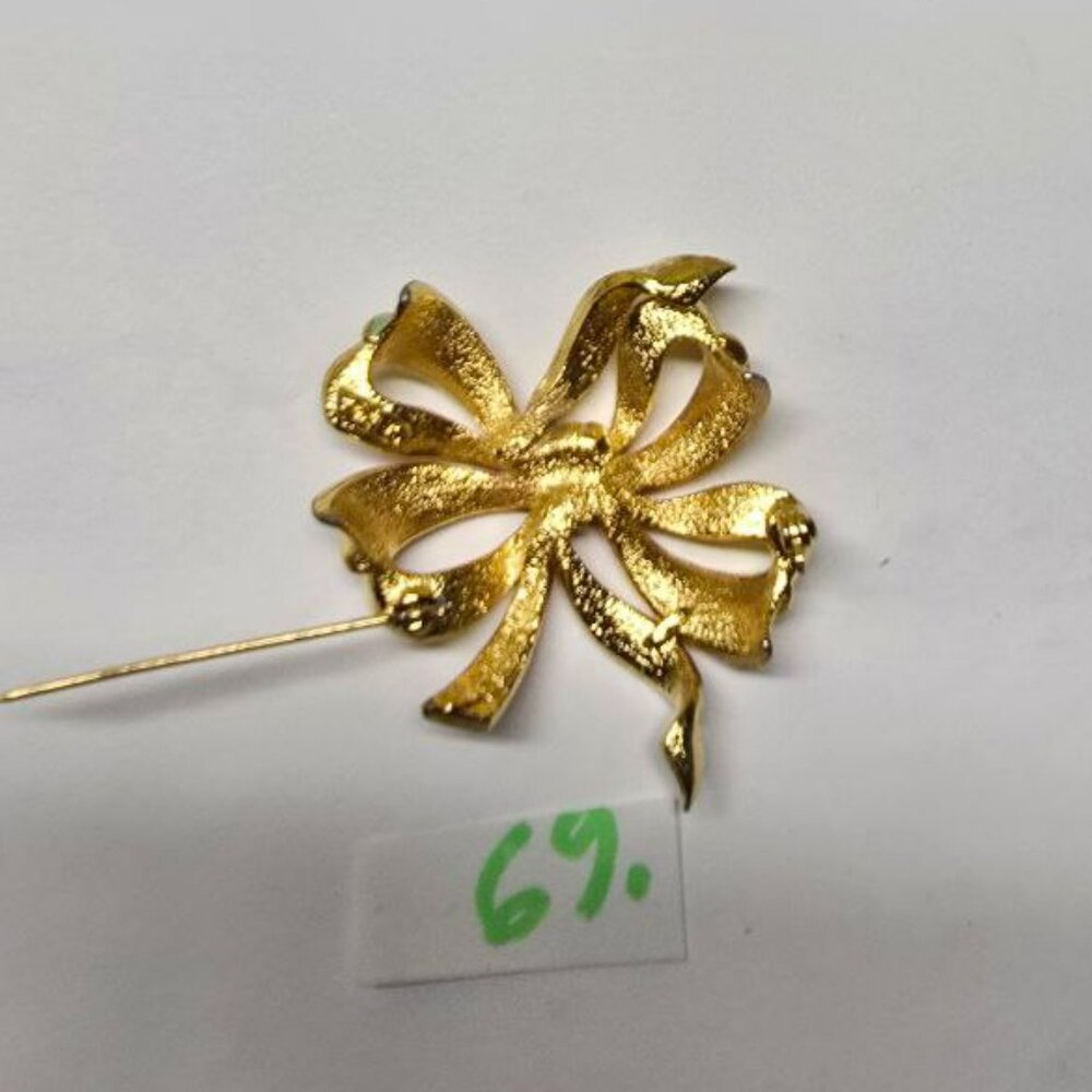 60s Vintage Brooch [69]